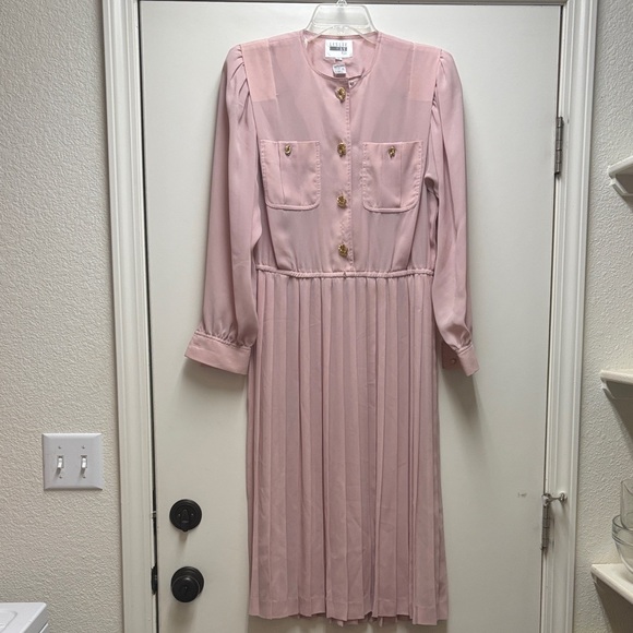 Maggy London Dresses & Skirts - Leslie Fay Petite Pink Blush Long Sleeve Dress Size 10